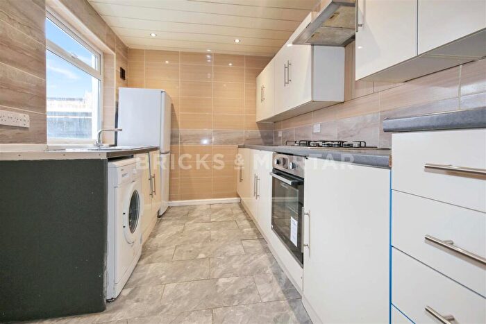 4 Bedroom Terraced House To Rent In Dilston Road, Newcastle Upon Tyne, NE4