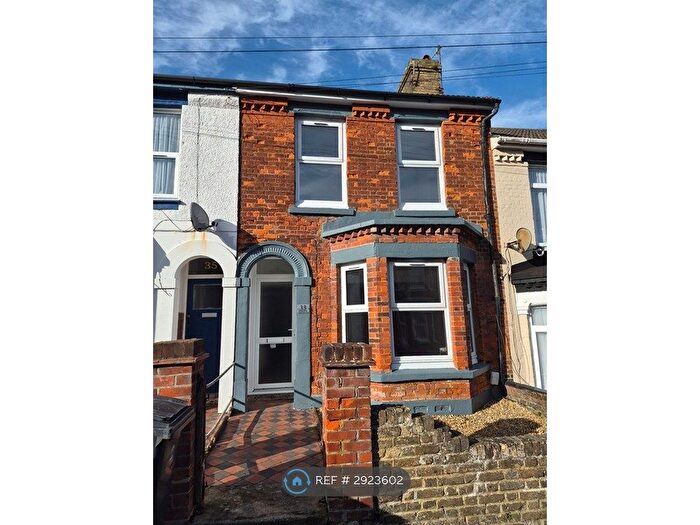 2 Bedroom Terraced House To Rent In Malmains Road, Dover, CT17