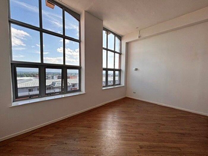 2 Bedroom Flat To Rent In Centenary Mill Court, New Hall Lane, Preston, Lancashire, PR1