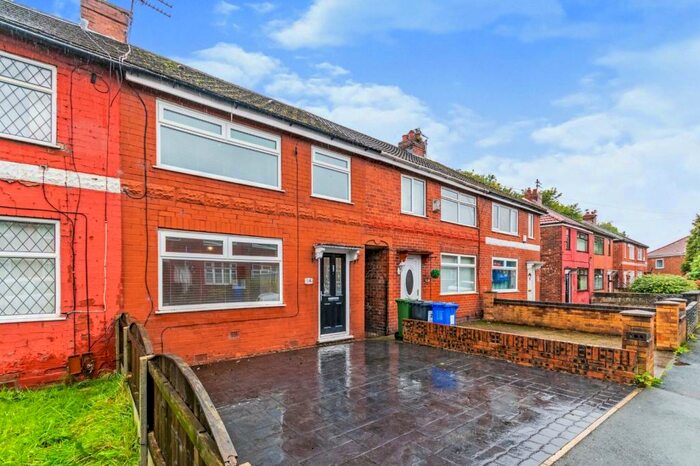 2 Bedroom Semi-Detached House To Rent In Maddison Road, Droylsden, Manchester, Greater Manchester, M43