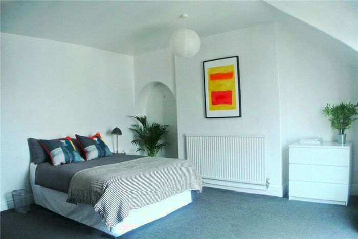 6 Bedroom House To Rent In College Road ( Bed), Bangor, Gwynedd, LL57