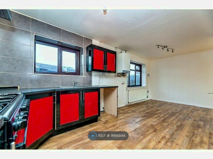 3 Bedroom Semi-Detached House To Rent In Welland Crescent, Elsecar, Barnsley, S74