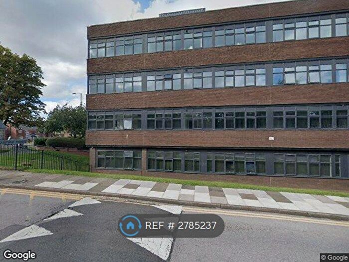 1 Bedroom Flat To Rent In Riverside House, Perry Barr, Birmingham, B42