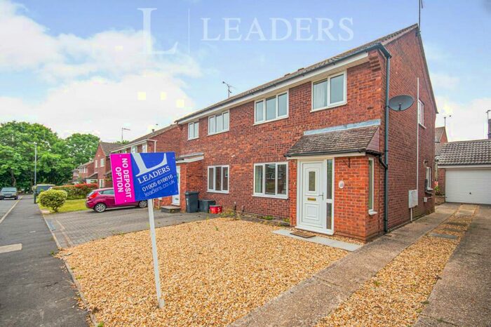 3 Bedroom Semi-Detached House To Rent In Trentham Gardens, Kenilworth, CV8
