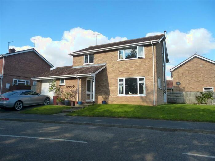 4 Bedroom Detached House To Rent In Garden Fields, Troston, Bury St. Edmunds, IP31