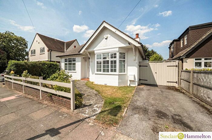 3 Bedroom Detached Bungalow For Sale In Mayfield Road, Bromley, BR1