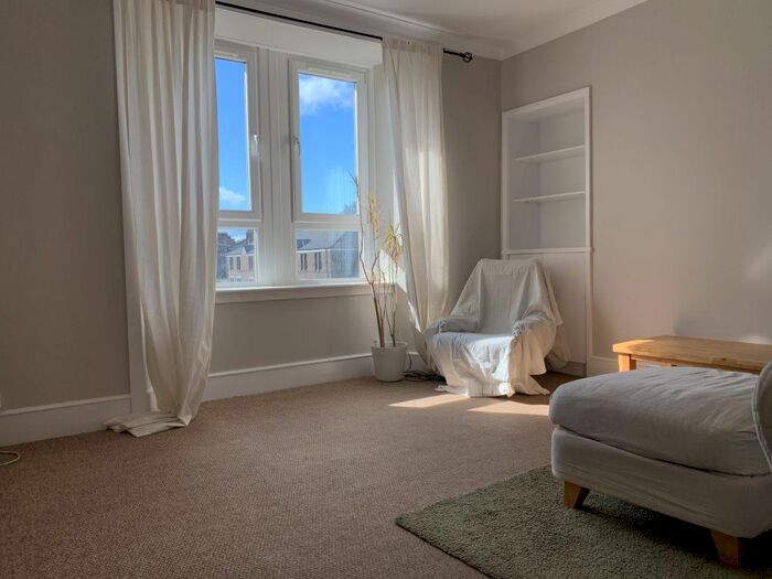 1 Bedroom Flat To Rent In Abbotsford Street, Dundee, DD2