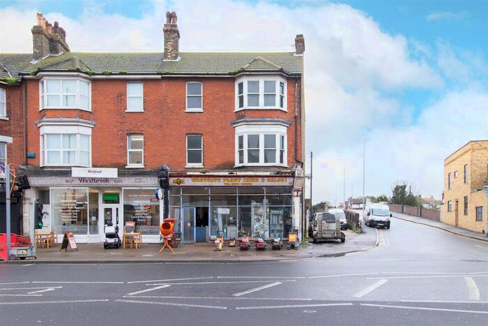 4 Bedroom Flat To Rent In Canterbury Road, Margate, CT9