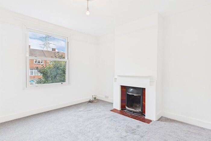 2 Bedroom Terraced House For Sale In Garth Road, Morden, SM4