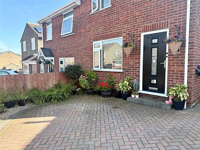 3 Bedroom Semi Detached House For Sale In Pasture Rise, Bridlington, East Yorkshire, YO16