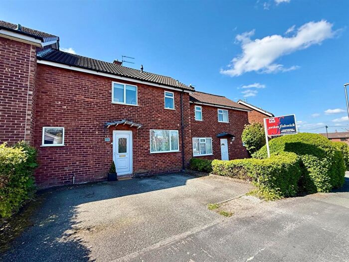 2 Bedroom Mews For Sale In Greystoke Road, Macclesfield, SK10