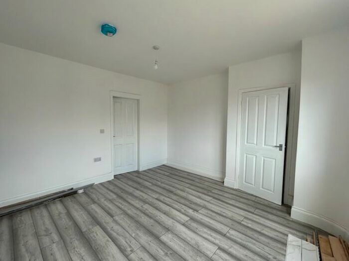 3 Bedroom SemiDetached House To Rent In Bristol Avenue, Leicester, LE4