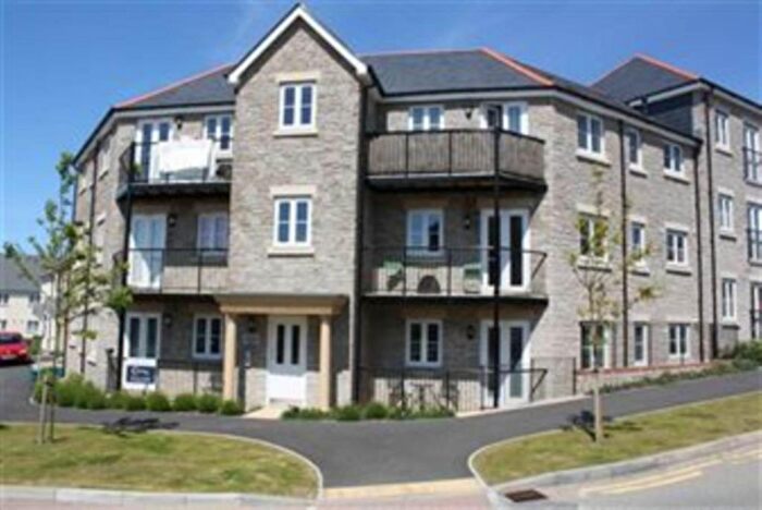 2 Bedroom Flat To Rent In Bideford, Devon, EX39