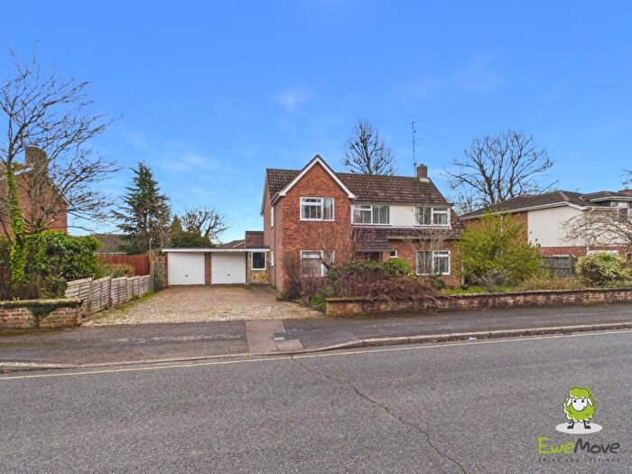 4 Bedroom Detached House For Sale In Neville Close, Basingstoke, Hampshire, RG21