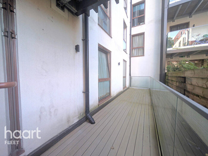 2 Bedroom Apartment To Rent In Farnborough Road, Farnborough, GU14
