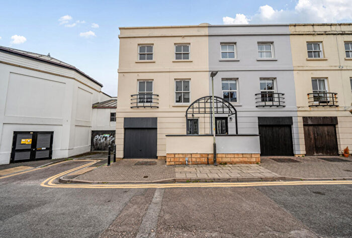 2 Bedroom End Of Terrace House For Sale In Grosvenor Place South, Cheltenham, Gloucestershire, GL52
