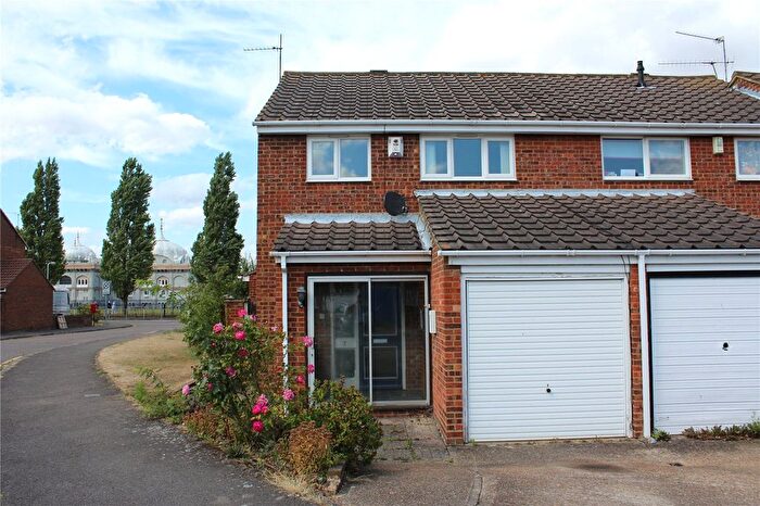 3 Bedroom Semi Detached House To Rent In Artillery Row, Gravesend, Kent, DA12