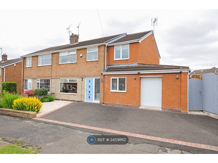 4 Bedroom Semi-Detached House To Rent In Linden Drive, Chesterfield, S41