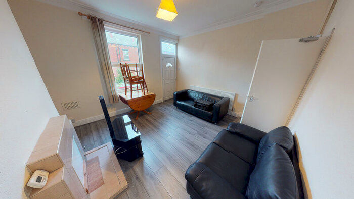 4 Bedroom Terraced House To Rent In Grimthorpe Street, Headingley, Leeds, LS6