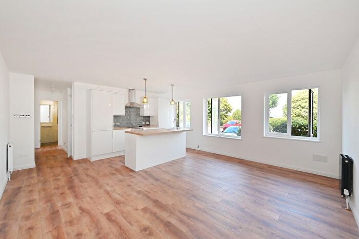 2 Bedroom Flat To Rent In Frans Hals Court, London, E14