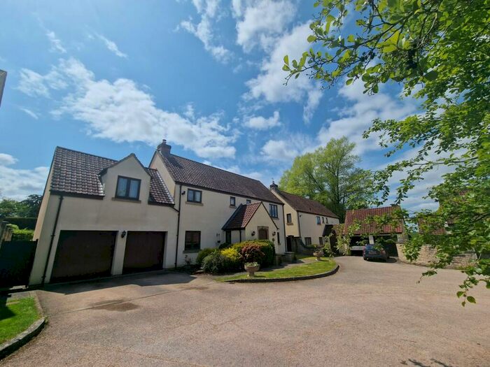 5 Bedroom Detached House To Rent In Farlands, Pucklechurch, Bristol, BS16