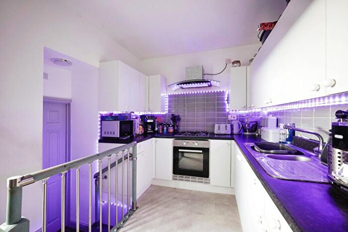 3 Bedroom Terraced House For Sale In Mayfield Avenue, Dover, Kent, CT16