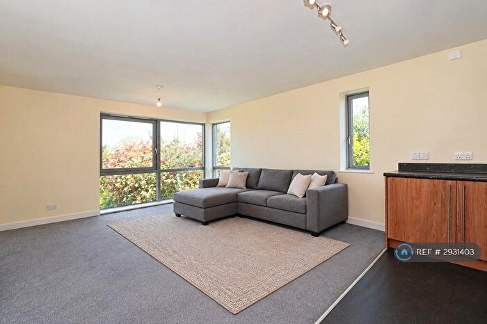 2 Bedroom Flat To Rent In Wyck Beck Road, Bristol, BS10