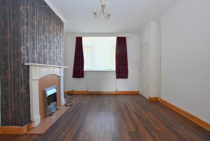2 Bedroom Town House To Rent In Portland Street, Hanley, ST1