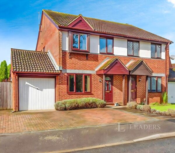 3 Bedroom Semi-Detached House To Rent In Oakapple Close, Cowfold, RH13