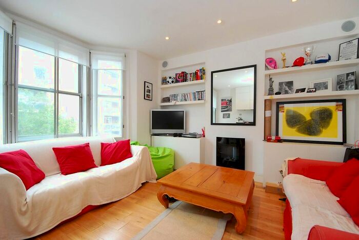 2 Bedroom Flat To Rent In Kelvedon Road, Parsons Green, London, SW6