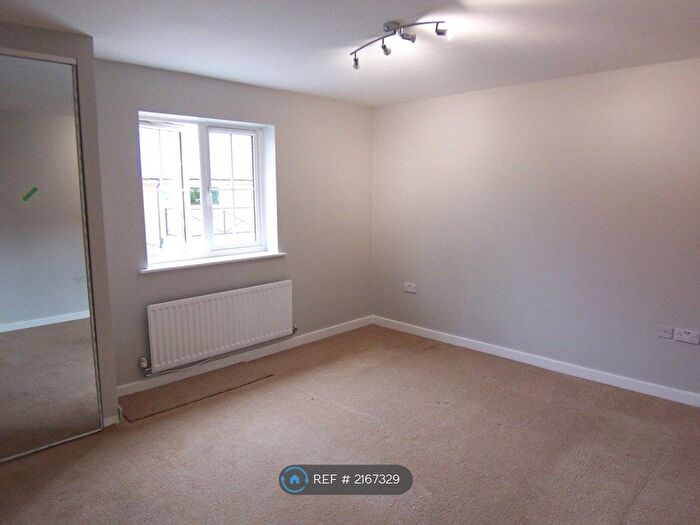 2 Bedroom Flat To Rent In Blenheim Square, North Weald, Epping, CM16