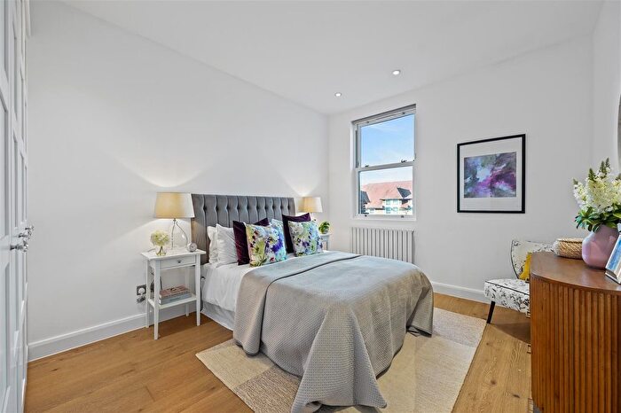 5 Bedroom Terraced House For Sale In Lena Gardens, London, W6