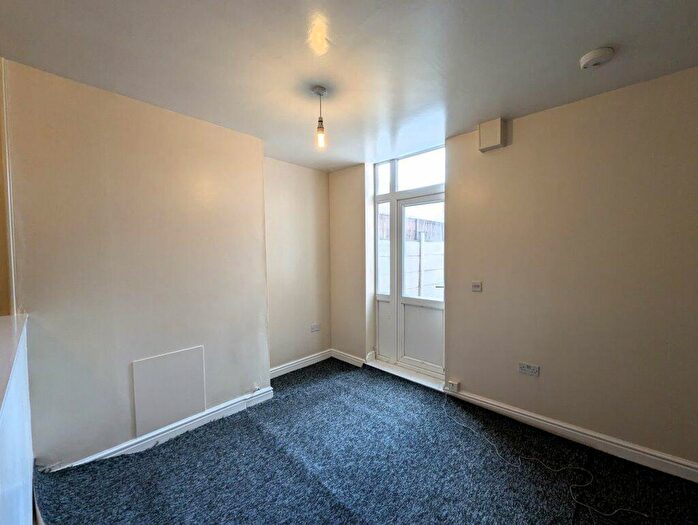 1 Bedroom Flat To Rent In Edleston Road, Crewe, CW2