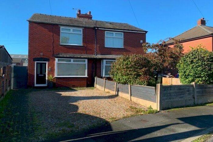 2 Bedroom Property To Rent In Elm Avenue, Warrington, WA3