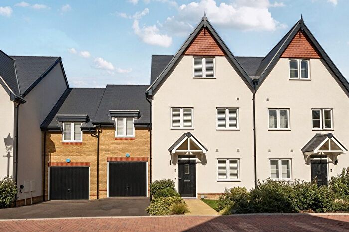 4 Bedroom Terraced House For Sale In Nero Way, Beckenham, BR3
