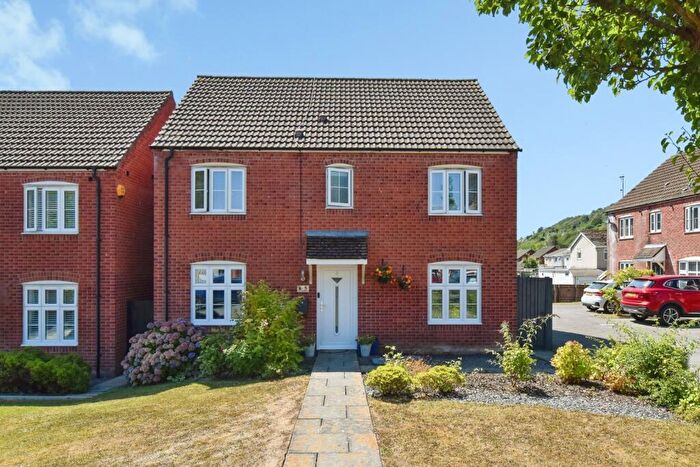 4 Bedroom Detached House For Sale In Llys Rhaeadr, Godrergraig, Swansea, Neath Port Talbot, SA9