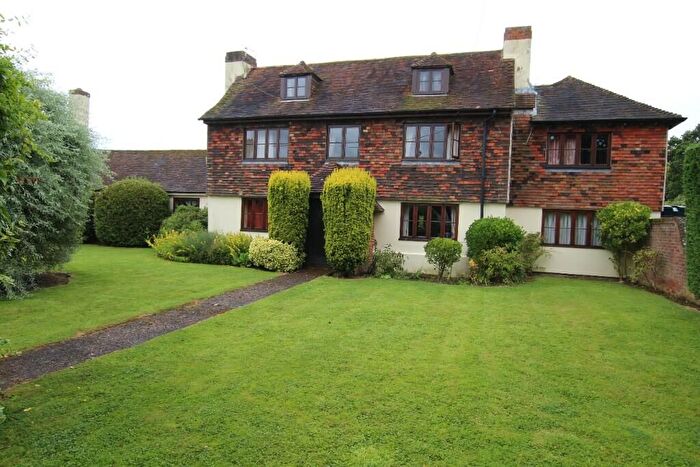 1 Bedroom Detached House To Rent In Ruckinge, Ashford, TN26