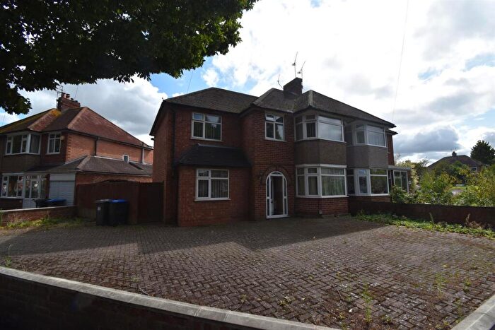 4 Bedroom House To Rent In Landor Road, Leamington Spa, CV31