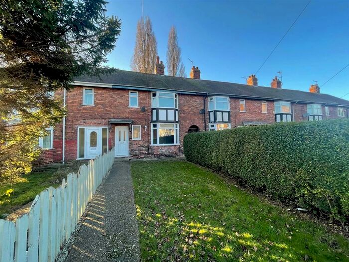 3 Bedroom Terraced House To Rent In East Ella Drive, Hull HU4