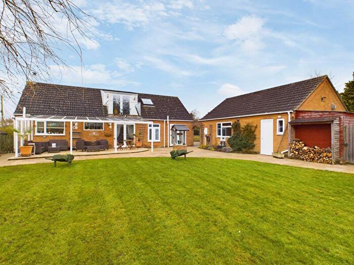 5 Bedroom Detached Bungalow For Sale In The Meadows, Fen Lane, East Keal, PE23