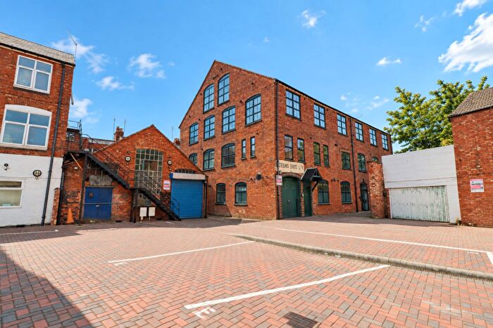 1 Bedroom Apartment To Rent In Kettering Rd, Northampton, Northampton, NN1
