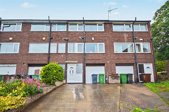 3 Bedroom Terraced House For Sale In Wesley Court, Leeds, West Yorkshire, LS11