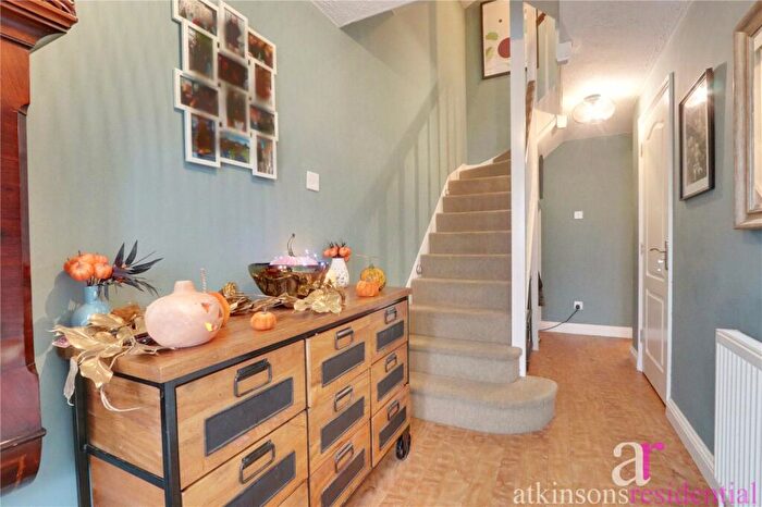 3 Bedroom Terraced House For Sale In Vicars Moor Lane, London, N21