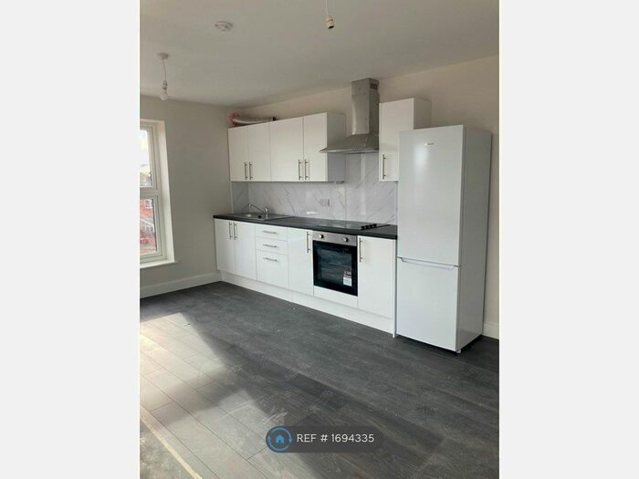 1 Bedroom Maisonette To Rent In Findlay Way, Bletchley, Milton Keynes, MK2