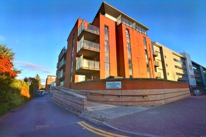 2 Bedroom Flat To Rent In Cunningham Court, Leyton, E10