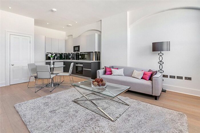 3 Bedroom Flat To Rent In Queens Gate Terrace, South Kensington, SW7