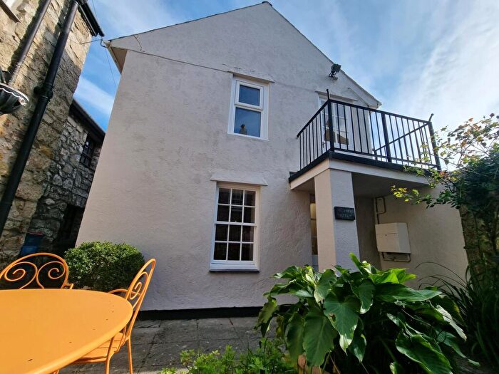 1 Bedroom Mews To Rent In Garden Cottage, Beaumaris, LL58