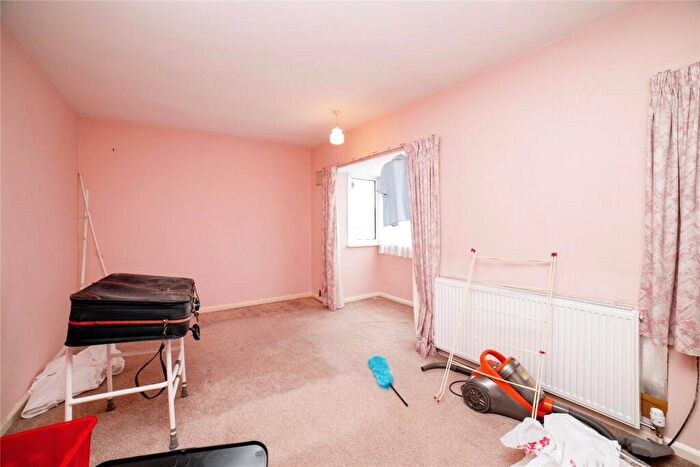 2 Bedroom Semi-Detached House For Sale In Newstead Street, Mansfield, Nottinghamshire, NG19