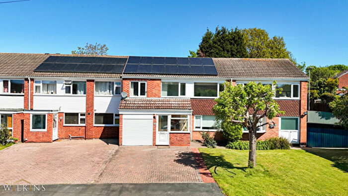 3 Bedroom Semi-Detached House For Sale In Jowett, Tamworth, Staffordshire, B77