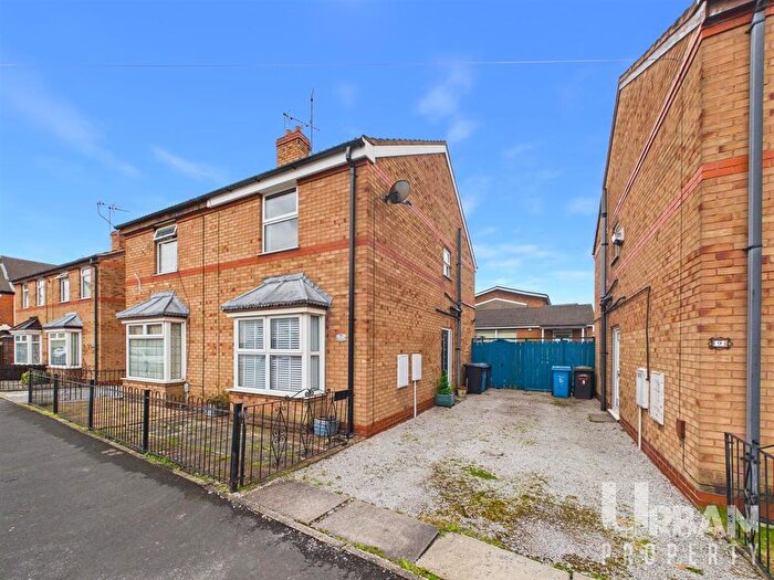 2 Bedroom Property For Sale In Manet Road, Hull, HU8